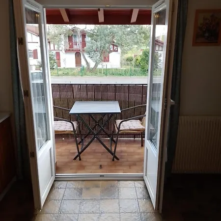 Entre Montagne Et 아파트